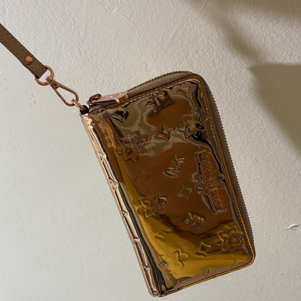 Michael Kors Shiny Gold Floral Wallet - Picture 9 of 10